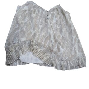 Princess Vera Wang Women's Large Beige Patterned Tank Top Feminine and Flowy